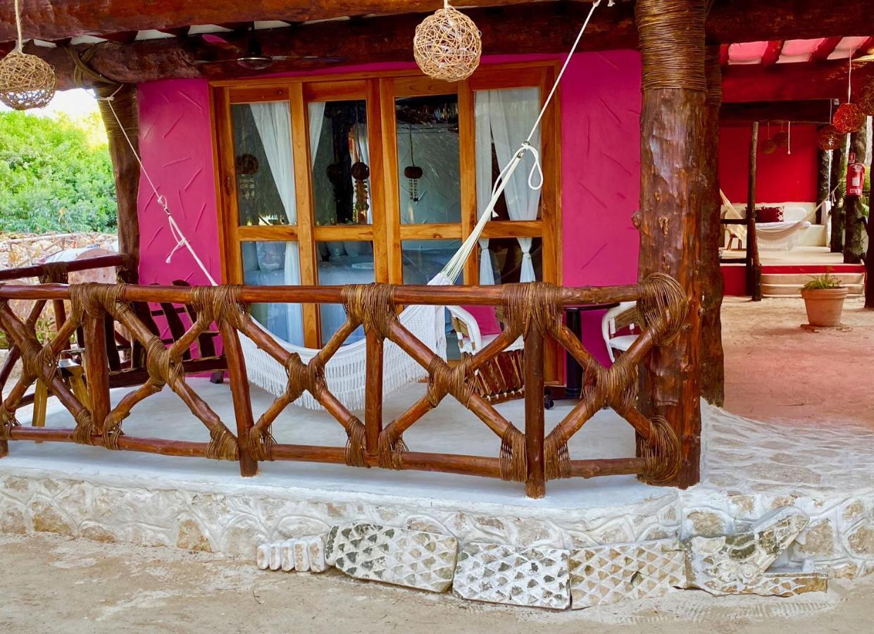 Palapas Del Sol Hotel Isla Holbox Екстериор снимка